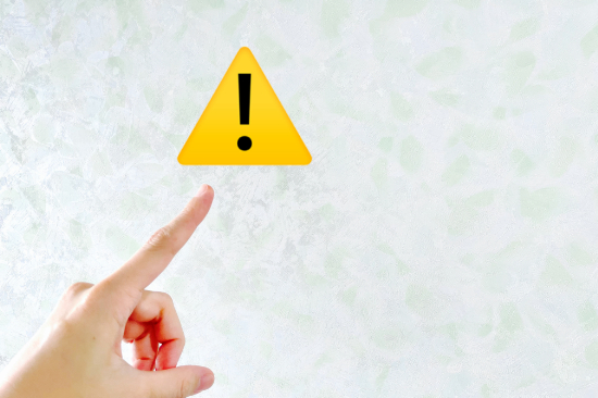 アライナーが浮いた状態を放置するリスクイメージ